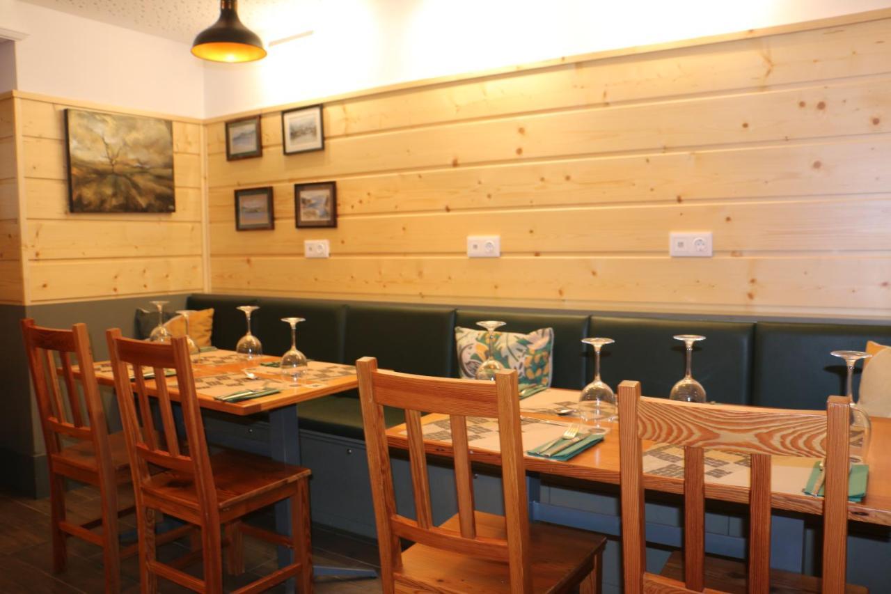 Alianca Cafe & Hostel أنغرا دو إِراويزو المظهر الخارجي الصورة